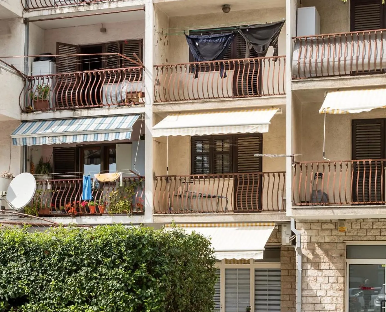 Apartment Modern Studio Near Znjan Beach  Split