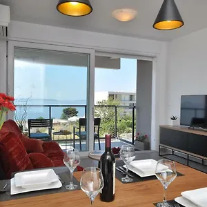 Apartman Carmen, Znjan,, Split